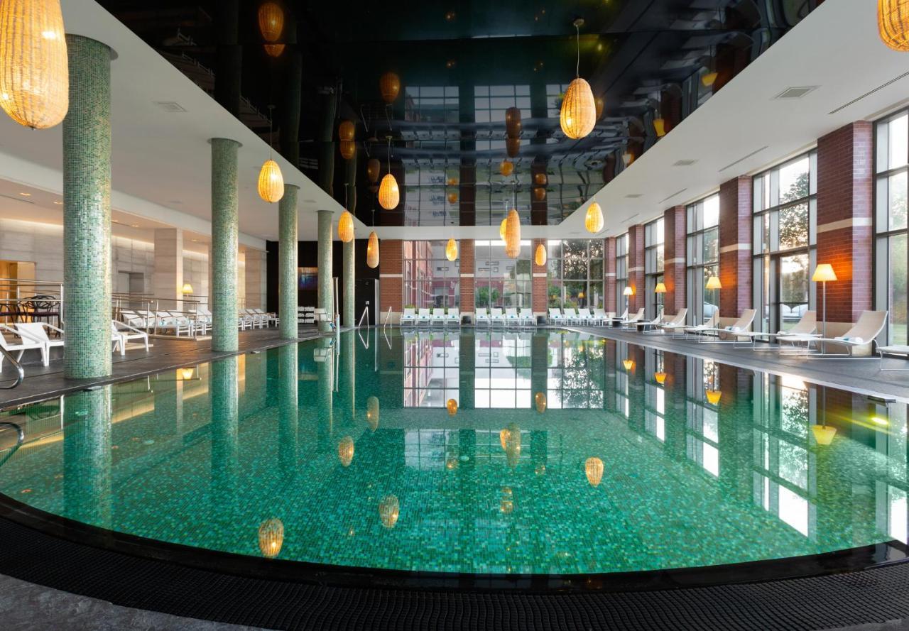 Cramim By Isrotel Exclusive Kiryat Anavim Ngoại thất bức ảnh The swimming pool at the Mandarin Oriental